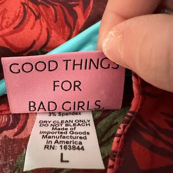 Vixen by Micheline Pitt Red and Green Floral Blouse - Picture 4 of 4